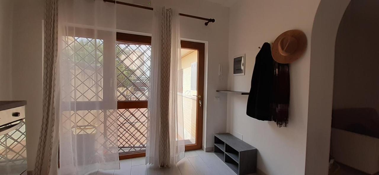 Comfy&Cozy Flat In Fiumicino Center Lägenhet Exteriör bild